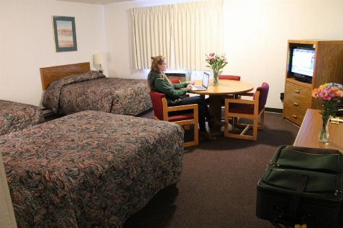Budget Host Crestview Inn image 17