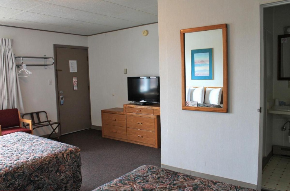 Room image 3